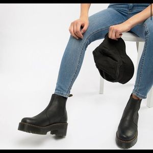 AUTHENTIC DOC MARTEN CHELSEA MATTE ROMETTY BOOT WITH PLATFORM